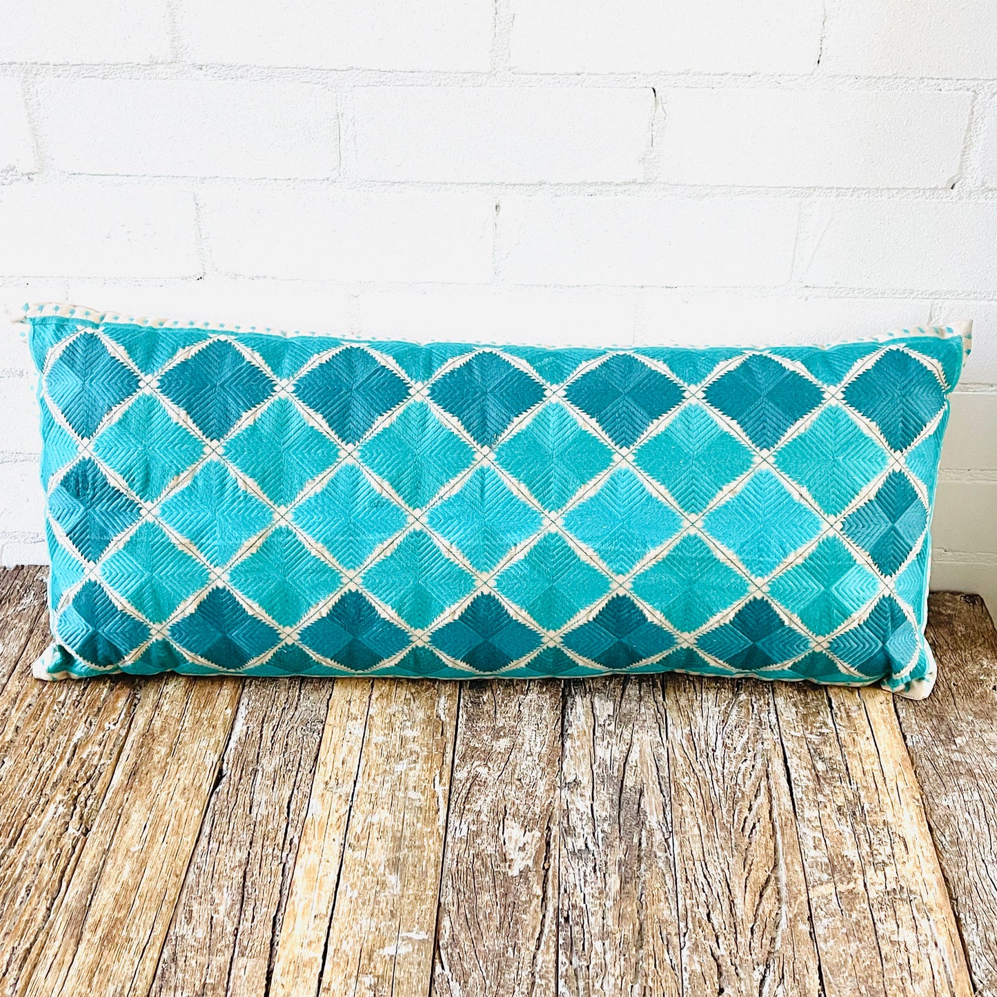 COTTON SILK EMB. PILLOW 80X40CM