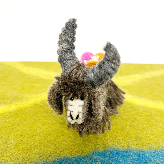 Highland Cow 9x10cm