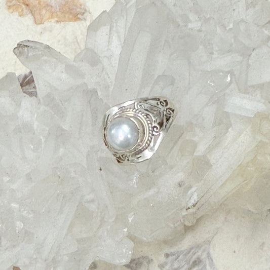 STERLING SILVER PEARL RING