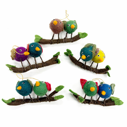 FELT LOVE BIRD HANGING GREEN