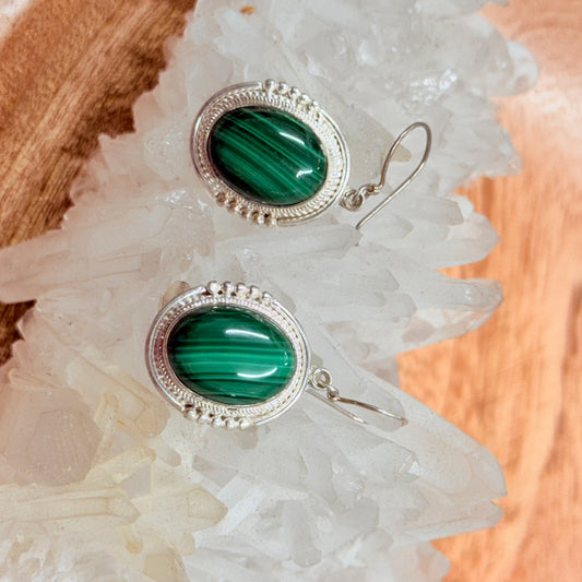 MALACHITE STERLING SILVER EARRING