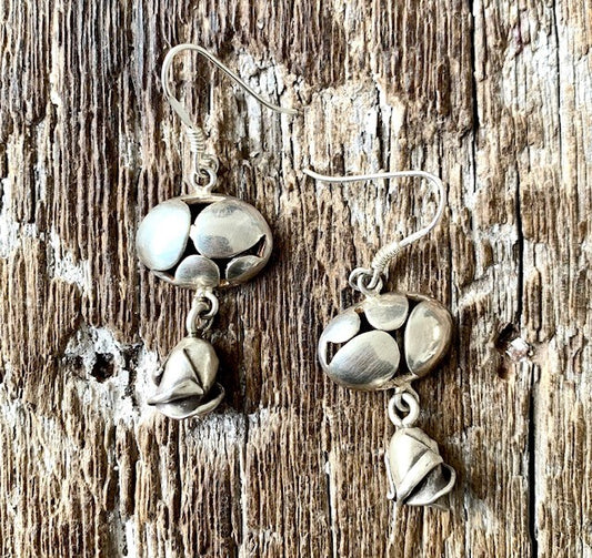 STERLING SILVER EARRING