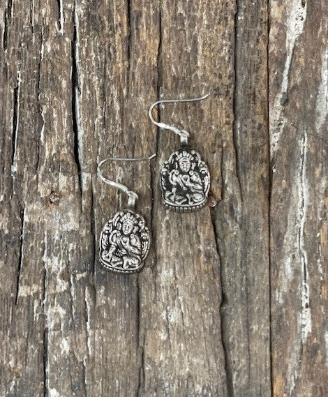 STERLING SILVER EARRING
