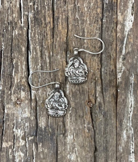STERLING SILVER EARRING