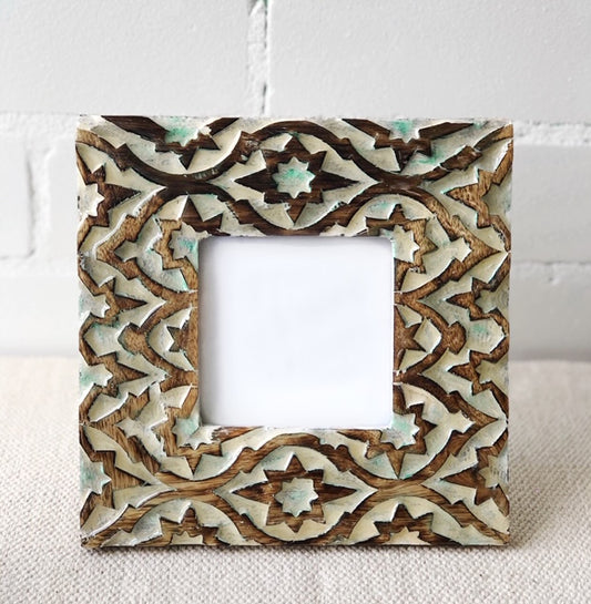 WOODEN WHITE WASHED PHOTO FRAME