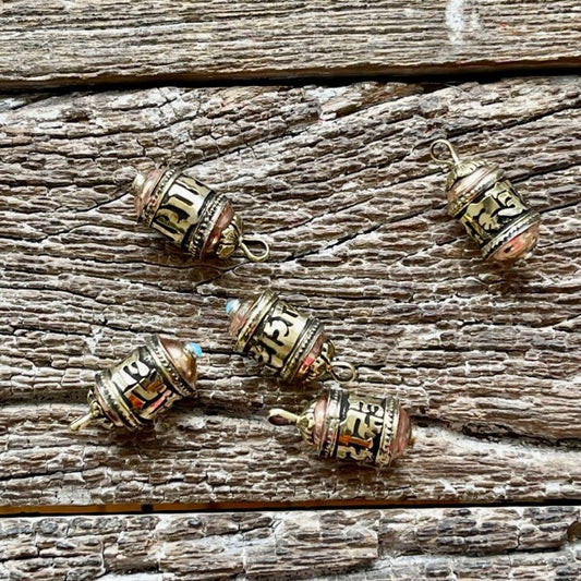 TIBETAN PRAYER PENDANT