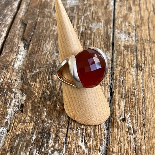 STERLING SILVER CARNELIAN RING