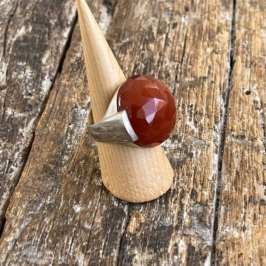 STERLING SILVER CARNELIAN RING