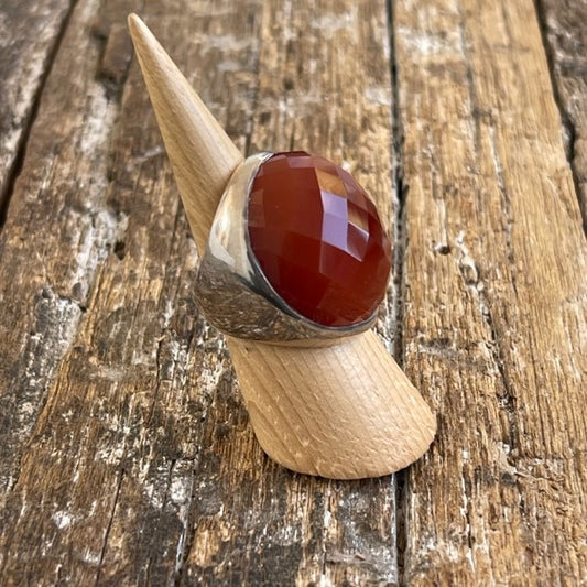 STERLING SILVER CARNELIAN RING