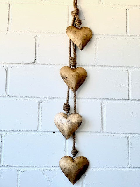 IRON MULTI HEART HANGING