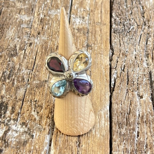 STERLING SILVER AMYTHYST RING