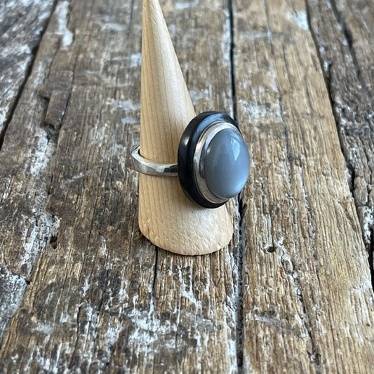 STERLING SILVER LABREDORITE RING