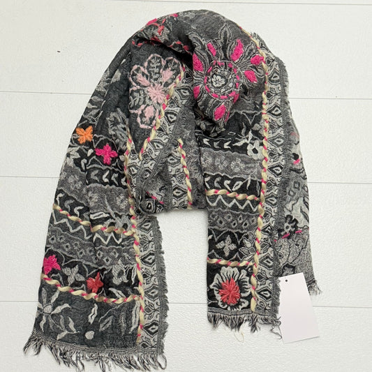 100% WOOL EMB SHAWL 35x180cm