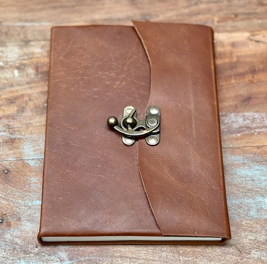 LEATHER JOURNAL W/LOCK