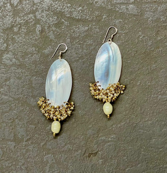 925 SILVER HOOK SHELL EARRING