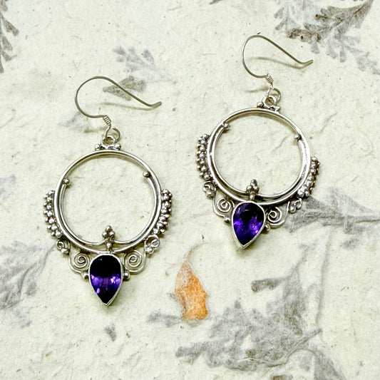 STERLING SILVER AMETHYST EARRING