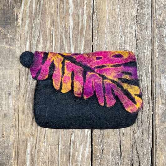 HANDMADE FELT BLACK LEAF PURSE