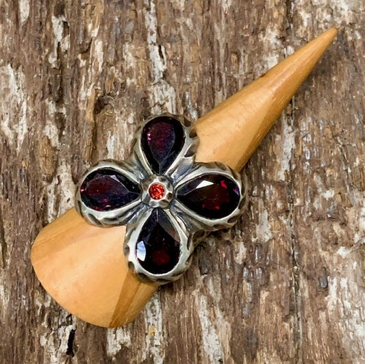 STERLING SILVER GARNET RING