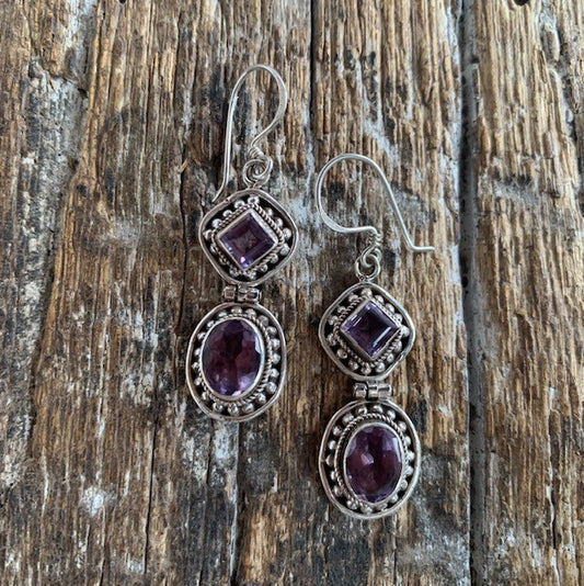 STERLING SILVER EARRING