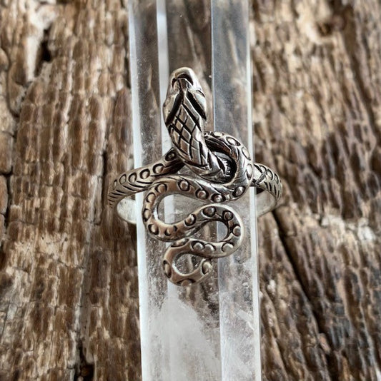 STERLING SILVER RING