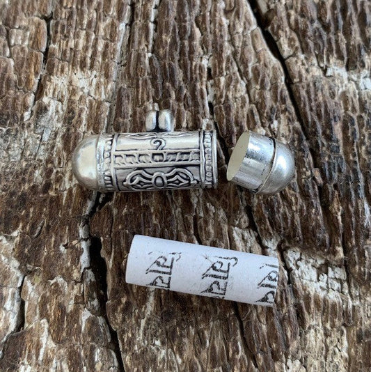 STERLING SILVER  BOX PENDANT SML