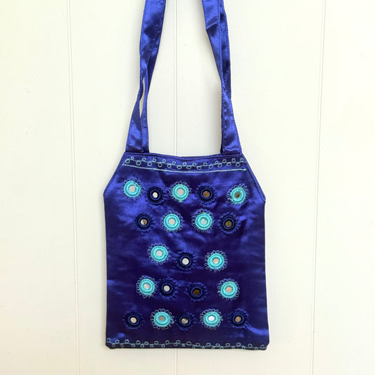 SATIN MIRROR EMB. SHOULDER BAG 25x20cm