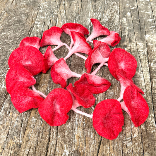 HANDMADE FELT FLOWER GARLAND RED