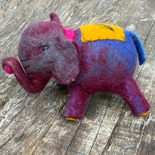 FELT ELEPHANT 18cm
