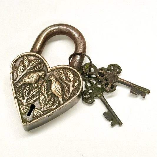 BRASS ANTIQUE FINISHED LOVEBIRDS HEART LOCK 7.5 X 12CM