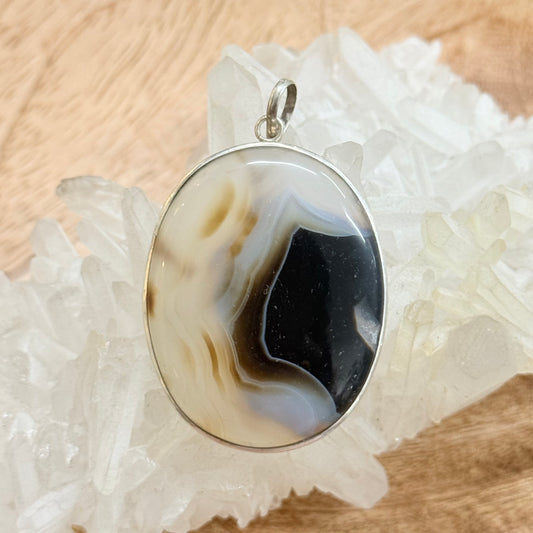 STERLING SILVER BLACK LACE AGATE PENDANT