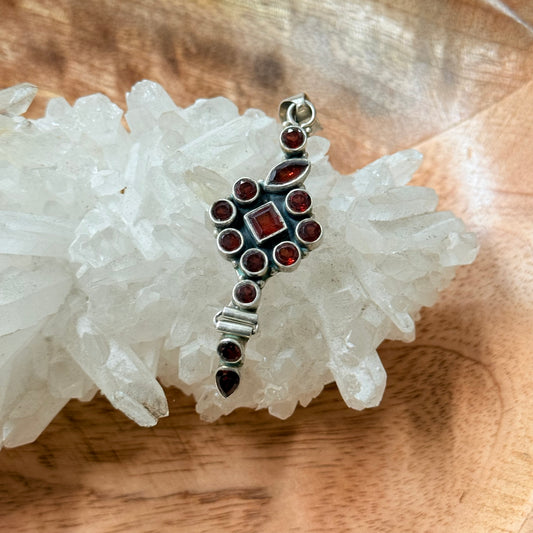 STERLING SILVER MULTI STONE PENDANT -GARNET