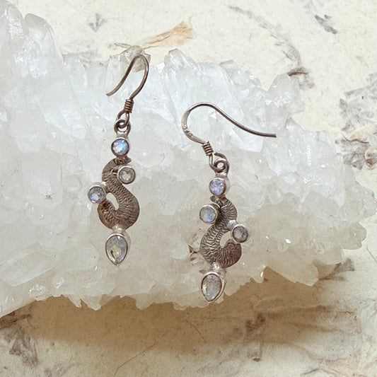 STERLING SILVER EARRING