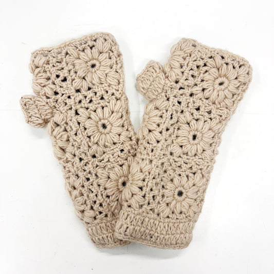 CREAM 100% WOOL HAND KNITTED GLOVES