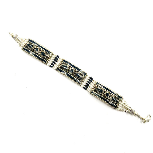 SILVERPLATED TIBETAN BRACELET ONYX