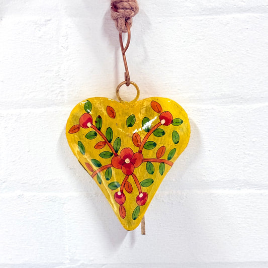 HEART PAINTED FLORAL BELL MARIGOLD 11X15CM