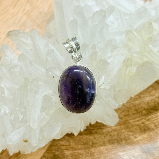 STERLING SILVER AMETHYST PENDANT