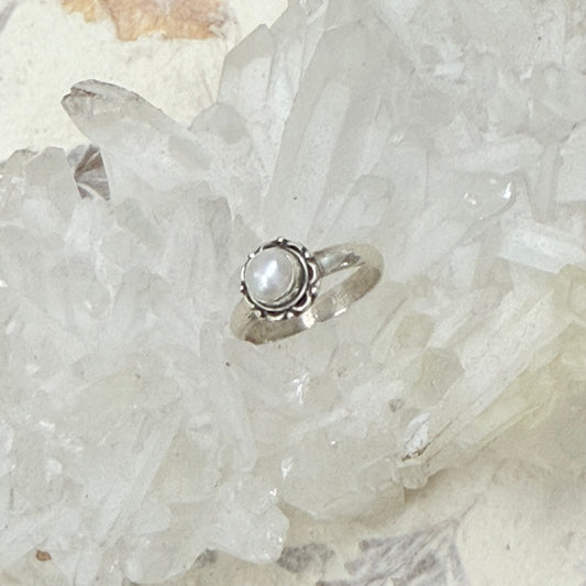 STERLING SILVER PEARL RING