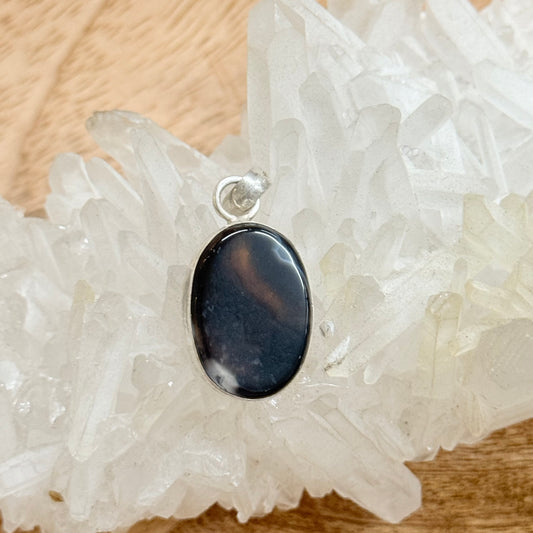 STERLING SILVER BLACK AGATE PENDANT