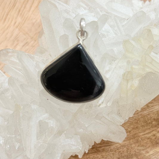STERLING SILVER BLACK ONYX PENDANT