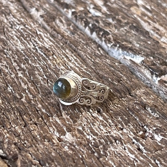 STERLING SILVER RING