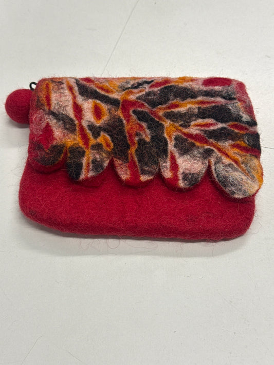 HANDMADE FELT BROWN LEAF PURSE