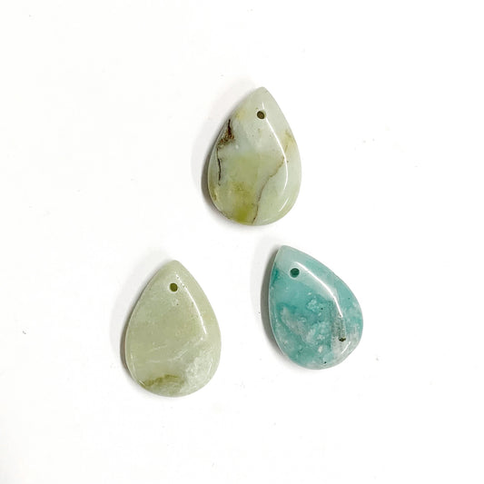 AMAZONITE STONE BEAD 3CM