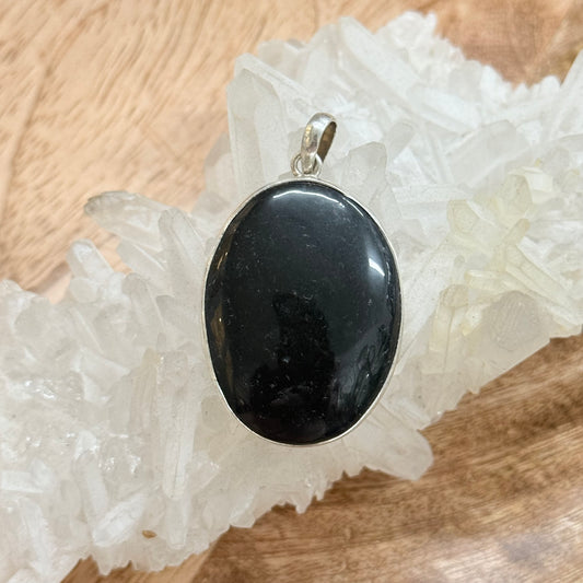 STERLING SILVER BLACK ONYX PENDANT