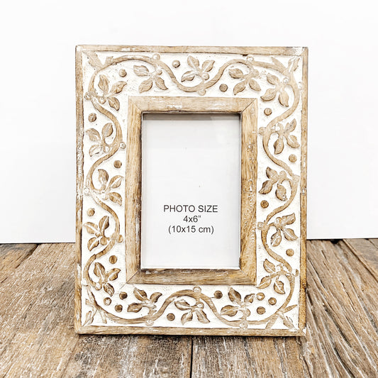 WOODEN WHITE WASHED PHOTO FRAME 10x15cm