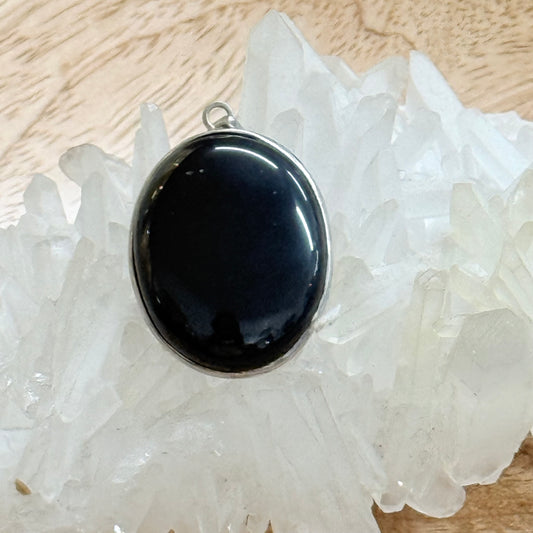 STERLING SILVER BLACK ONYX PENDANT