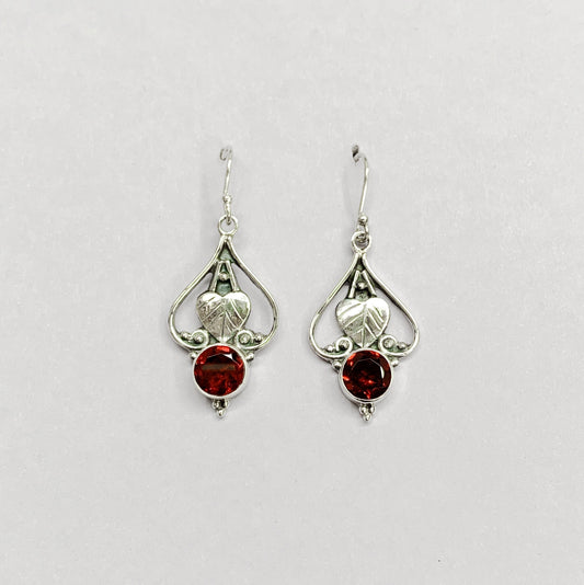 Garnet Love 925 Sterling Silver Earring