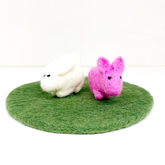 MINI FELT NEEDLEWORK BUNNY ASSORTED 8X5
