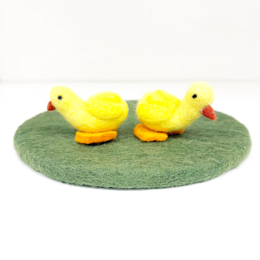 MINI FELT DUCKS ASSORTED 5X6CM