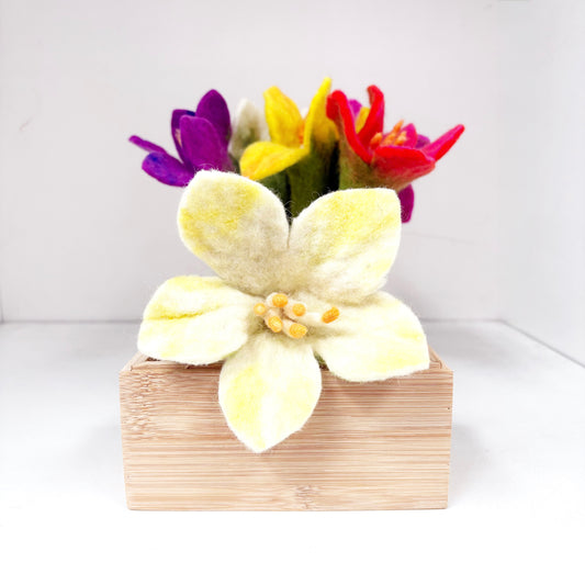 FELT LILLY NATURAL 25X13CM SINGLE PCS