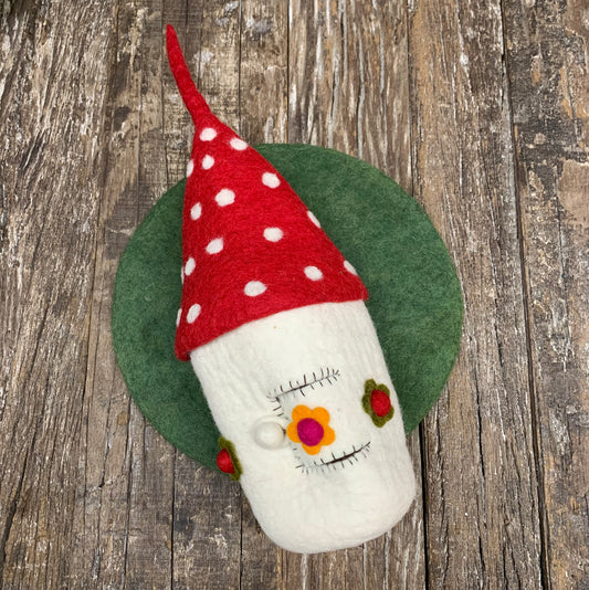 RED TOADSTOOL FAIRY MUSHROOM HOUSE 44x16CM